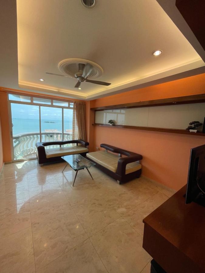 Glory Beach Resort Nice Seaview High Standard 3 Bedroom Петалинг Джая Екстериор снимка